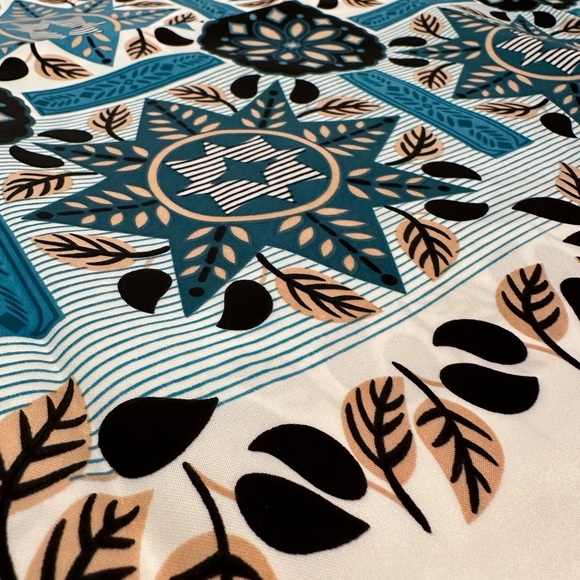 Large Colorful Accessory Scarf - Picture 4 of 6